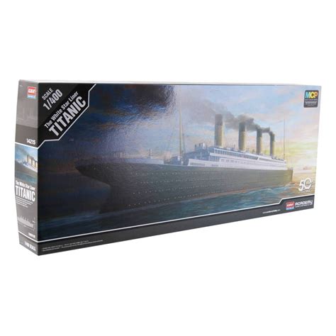 The White Star Liner Titanic Model Kit 1400 Hobbycraft