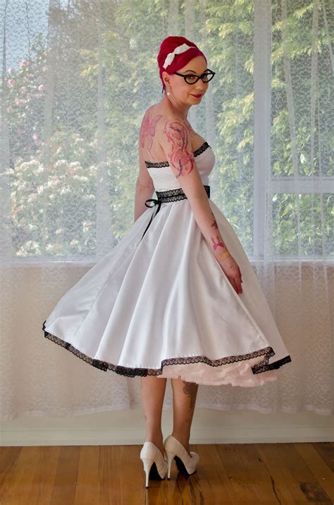 1950s Rose Pin Up Strapless Wedding Dress With Etsy