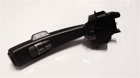 2011 Volvo C30 Turn signal switch. Trip computer. Showing, PCan, Miles