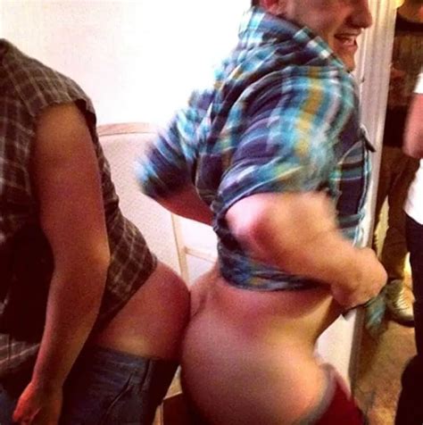 Josh Hutcherson Dick Pics Leaked Uncensored NUDES