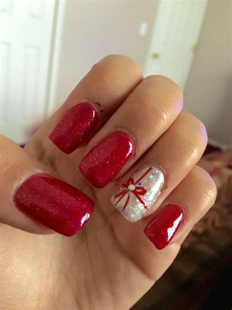Cute Nails Christmas Nails Acrylic Gel Shilac Red Silver Sparkly