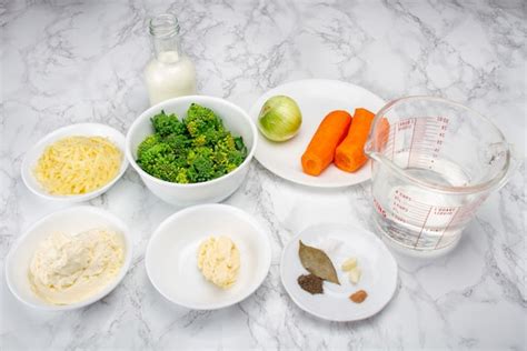 Cook over medium heat and bring to simmer for about 15 to 20 minutes or until soft. Broccoli Cheese Soup Without Chicken Broth - Foods Guy