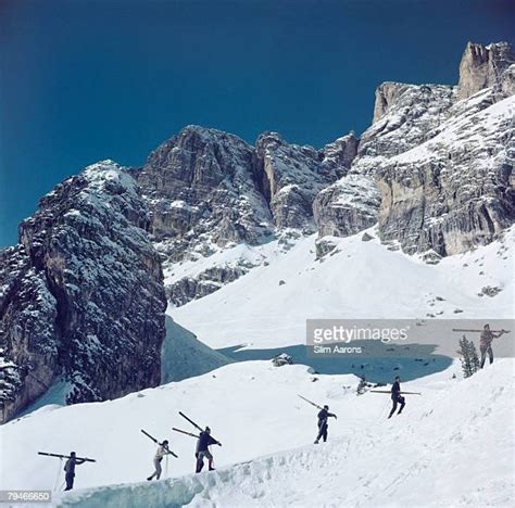 Cortina Dampezzo Ski Photos And Premium High Res Pictures Getty Images