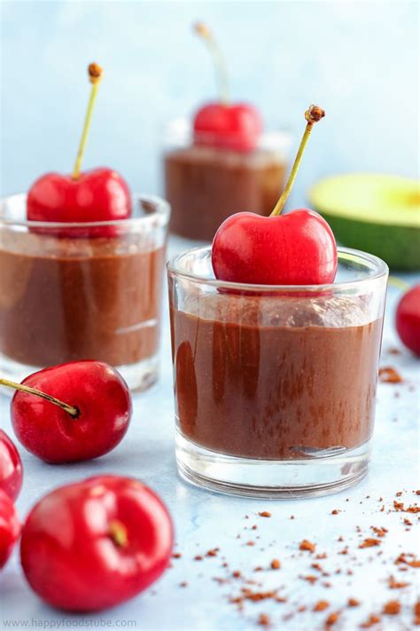 This delicious cherry chocolate mousse is dark, creamy and drizzled with a sweet syrup. Cherry Avocado Chocolate Mousse {Video} - Happy Foods Tube