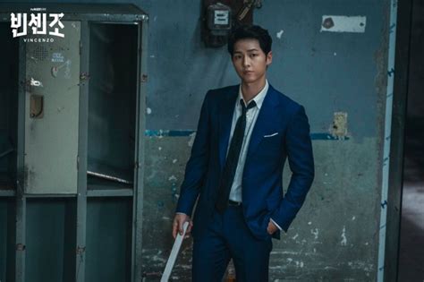 Videon toisto ei taida onnistua. Vincenzo Episode 3-4 Spoilers: Song Joong Ki's Life ...