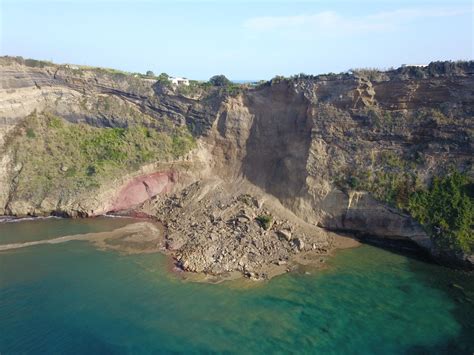 During these difficult days the construction of europe has reached a turning point. Frana a Ventotene, l'appello del sindaco: Tragedia ...