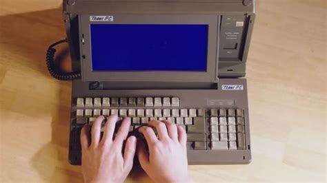 Retro Tech Remember The ‘portable Lcd 286 Pc Computer From The 80s