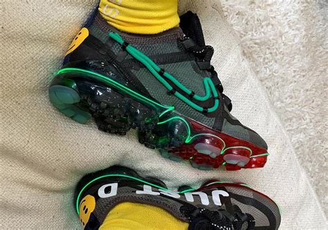 Coming in women's sizing, cactus plant flea market definitely had their way with the nike air vapormax 2019. Cactus Plant Flea Market X Nike VaporMax Wallpapers ...