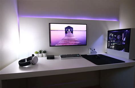 40 Gaming Setups That We Really Like Gaming Desk Setup Computer Desk