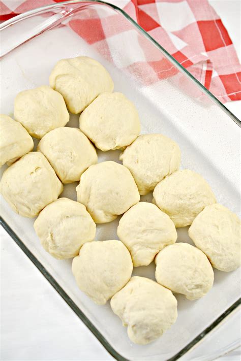 soft buttery yeast rolls sweet pea s kitchen