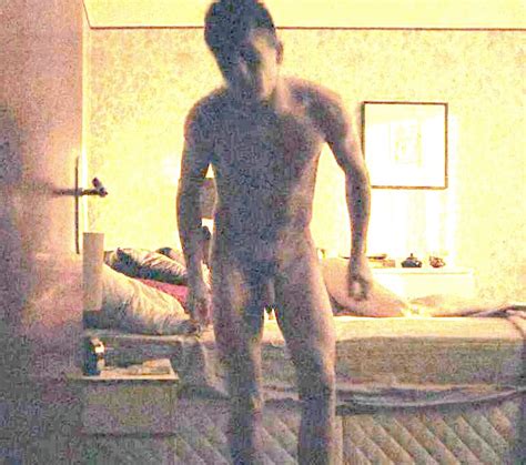 OMG He S Naked Irish Actor Barry Keoghan In Mammal Omg Blog