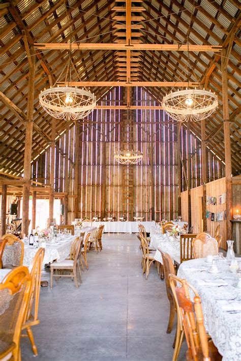 Top Barn Wedding Venues In Oregon Riley Keir