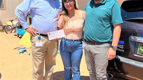 Chaparral Family Who Lost Home In Fire Given K Check From Otero County Prison Facility