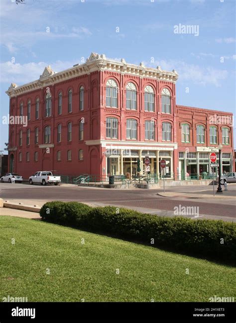 Waxahachie Tx Ellis County Museum In Downtown Waxahachie Tx View