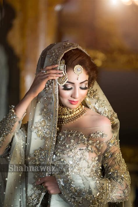 pakistani bride pakistani wedding dresses pakistani fashion bridal looks bridal style