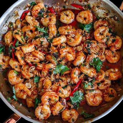 With the quick homemade dynamite shrimp sauce that is flavorful and spicy! 4 MINUTES SPICY GARLIC SHRIMP RECIPE & VIDEO #cold Seafood ...