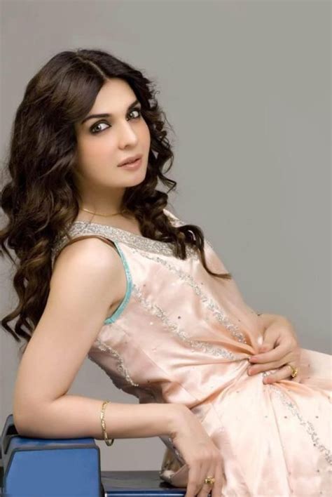 Timeless Mahnoor Baloch Set To Make A Comeback On Small Screen