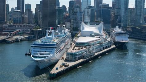 Vancouvers First Cruise Ship Arrives Starting Expected Record Season