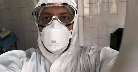 El desfiinteaza cu aceasta ocazie mai multe fake news legate de vaccin. Informații despre coronavirus. Recomandările unui medic ...