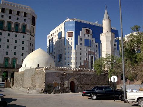 Al farooq omar bin al khattab mosque, mosque named for him in dubai. Masjid Umar ibn al-Khattab | Hajj & Umrah Planner