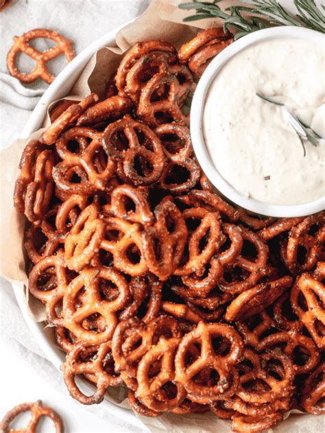 Easy Sweet And Savory Pretzels Hey Snickerdoodle