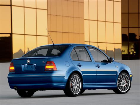 The shape of the 2005 volkswagen jetta represents a big change from its predecessors. Car in pictures - car photo gallery » Volkswagen Jetta GLI ...