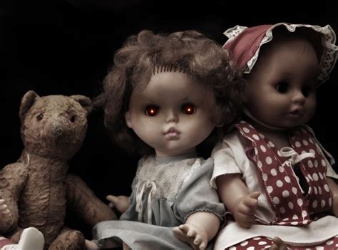 Look At All These Creepy Dolls I Said Look At Em Dammit