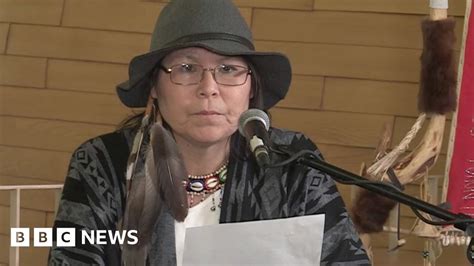 Canada Settles With Indigenous Sixties Scoop Victims Bbc News