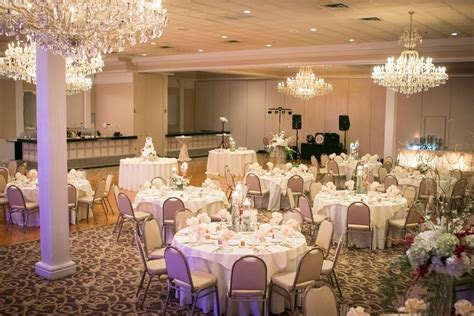 Wedding at Abbington Banquets, Glen Ellyn, IL | Wedding, Best wedding