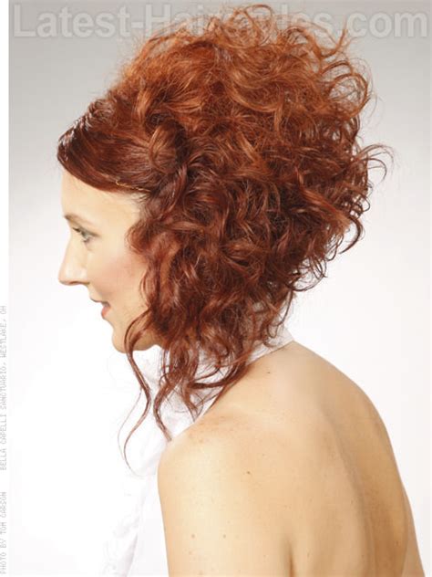 Celebrities like lucy hale and arizona muse are all about the curly angled bob. Curly Steep Angled Bob Hairstyle Side View