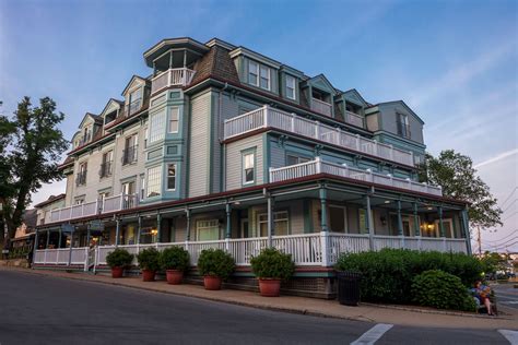 About The Mansion House Inn • Marthas Vineyard Hotel And Spa