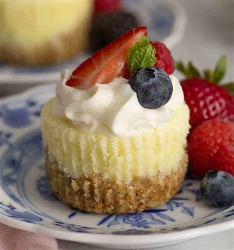 These Delicious Mini Cheesecakes With A Crunchy Graham Cracker Pecan Crust Bake Up In No Ti