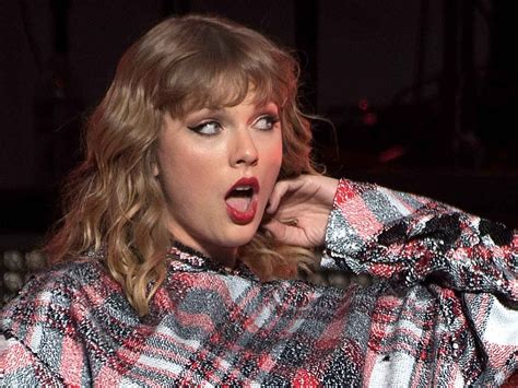 Taylor Swift Gets Restraining Order Against Knife Wielding Stalker