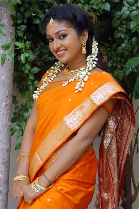 Mithra Kurian Malayalam Cute Actress In Saree Large Photos Photo Plus