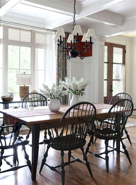 Lets talk personal style and dining room chairs. passiondecor-de-marieclaude: Farmhouse table with ...