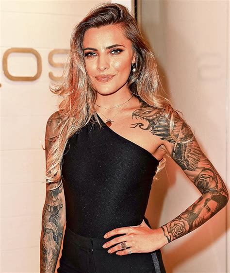 Последние твиты от sophia thomalla (@thomallasophia). Sophia Thomalla voll verhüllt: Wem sie hier die ...