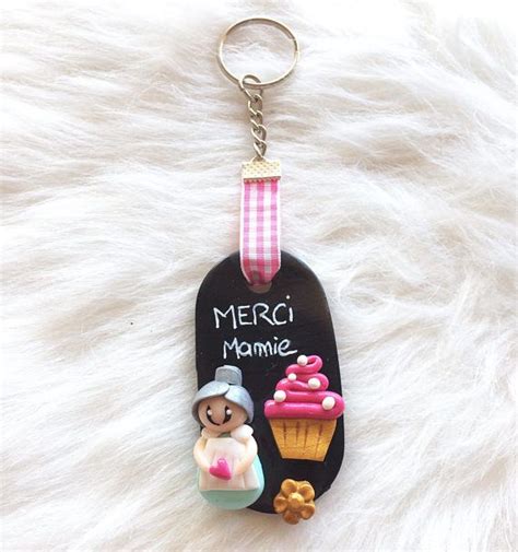 Pour les autres pays, les grands parents ont plutôt une fête commune. Porte-clé Fête des Grands-Mères - porte-clé Mamie - cadeau ...