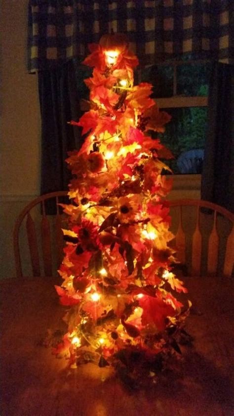 Make A Tomato Cage Fall Tree Craft Projects For Every Fan