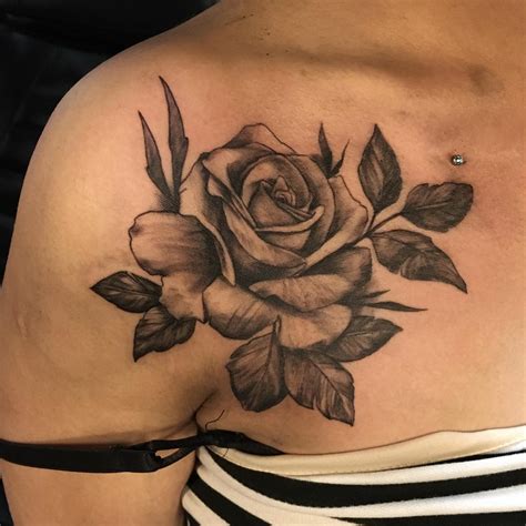 [updated] 40 Rose Shoulder Tattoo Ideas August 2020
