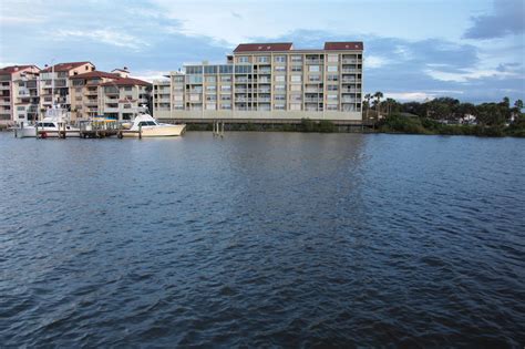 Enjoy cultural events, motorsports, nightlife and shopping. Daytona condos - Marina Point Condominiums in Daytona Beach