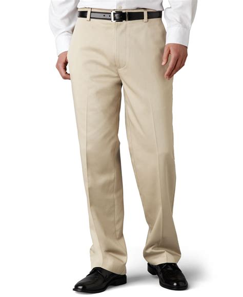 Dockers Discontinued D3 Classic Fit Never Iron Essential Khaki Flat