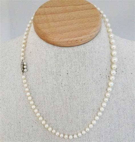 Vtg 14k Whitegold Clasp Deltah Cultured Pearl Graduated Necklace