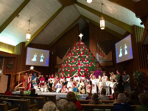 The Singing Christmas Tree At Murphy First Baptist Church In Murphy Nc