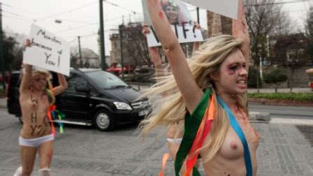 VENEZIA 70 Il festival non è un bordello Le Femen di Kitty Green