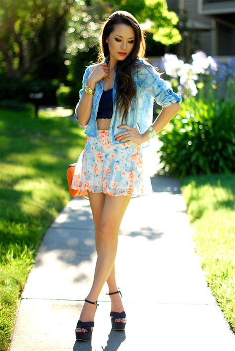 Create Cheerful Outfit With Floral Skirt 17 Inspiring Ideas