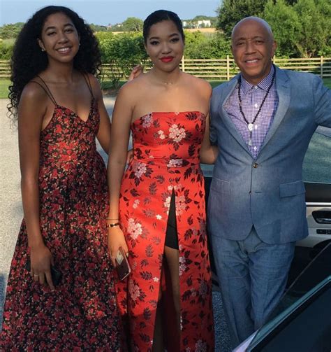 Russell Simmons And His Daughters Host Annual Art For
