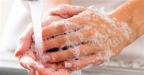 Bleach On The Skin What To Do First Aid And Effects