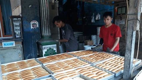 Alamat pabrik roti jordan : Pabrik Roti Wajib Senyum, Sehari Produksi 20.000 Roti Berbagai Jenis - Bangka Pos