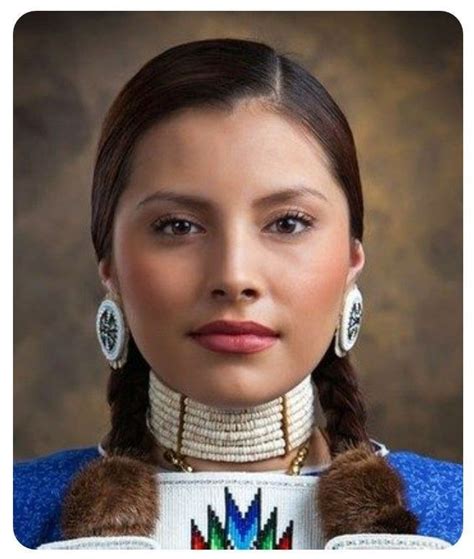 Pin By Graham Robson On Faces American Indian Girl Native American Girls Native American Women