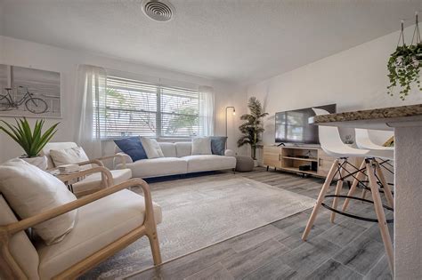 Upgraded Seminole home in a quiet neighborhood - Home Rental in Seminole